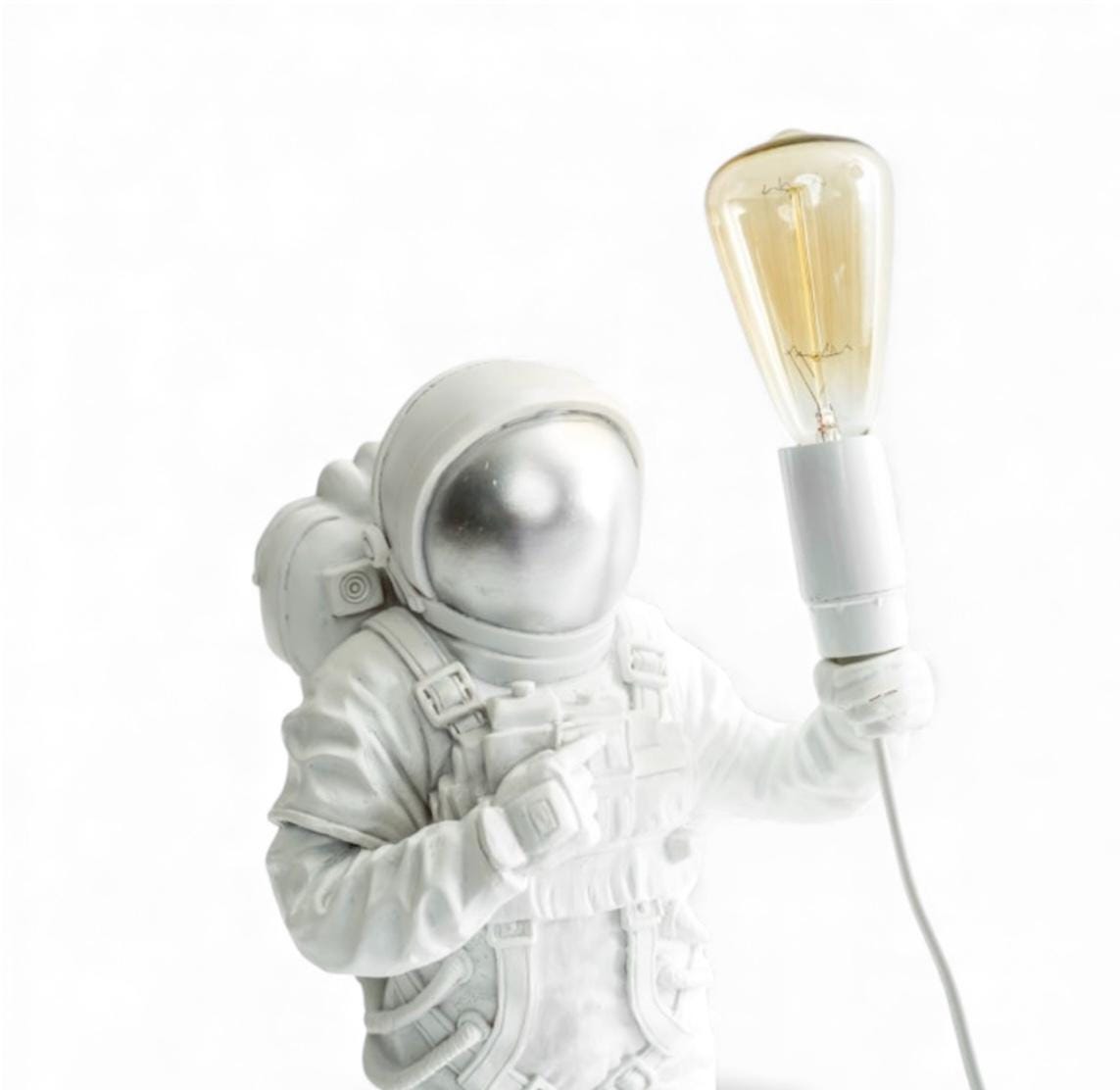 Astronaut Table Lamp (Bulb Included)