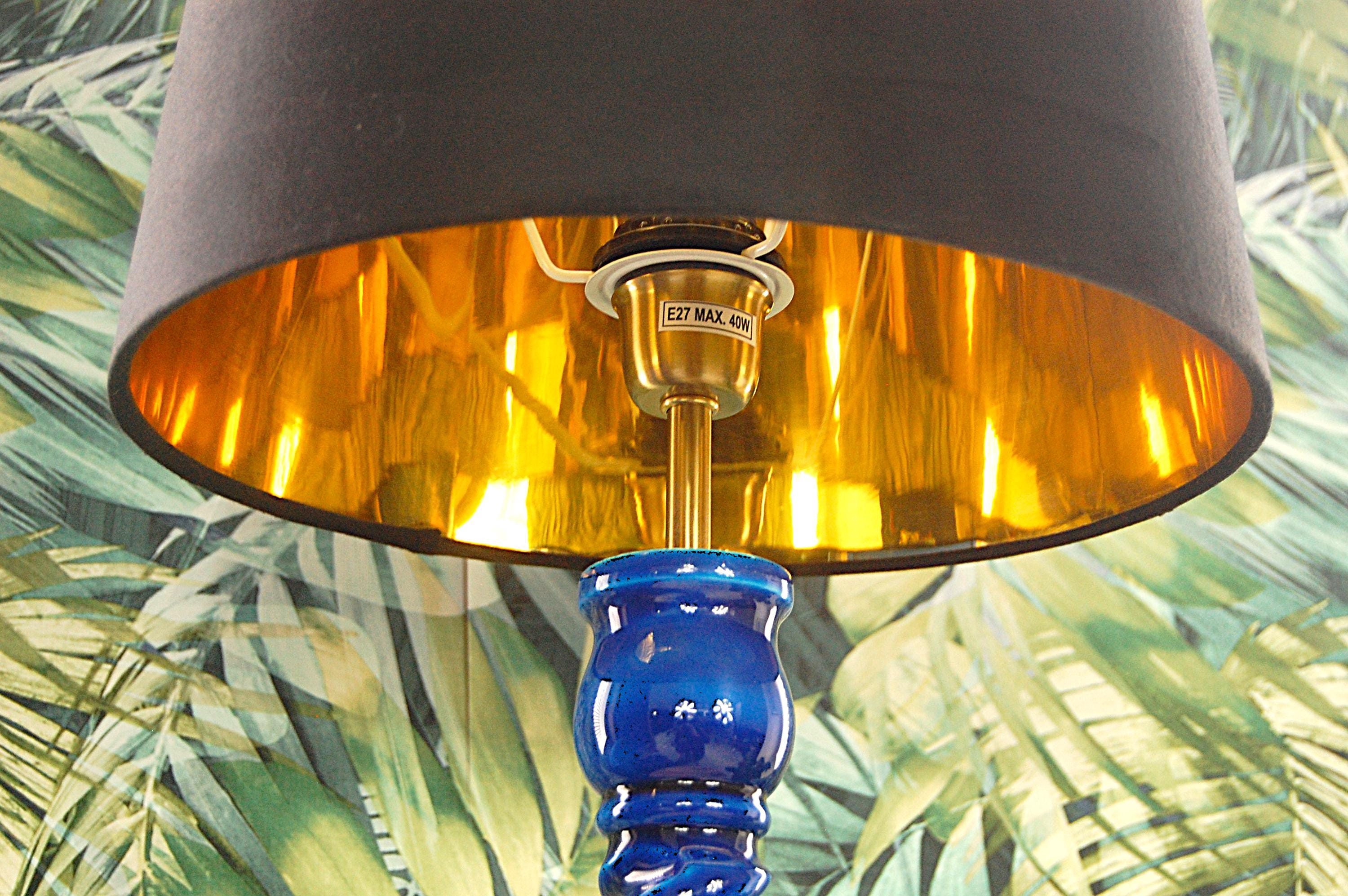 BLUE TABLE LAMP